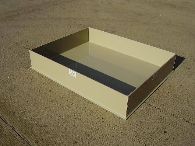 Small drip tray in 9mm thick beige polypropylene 1220mm x 915mm x 200mm deep.