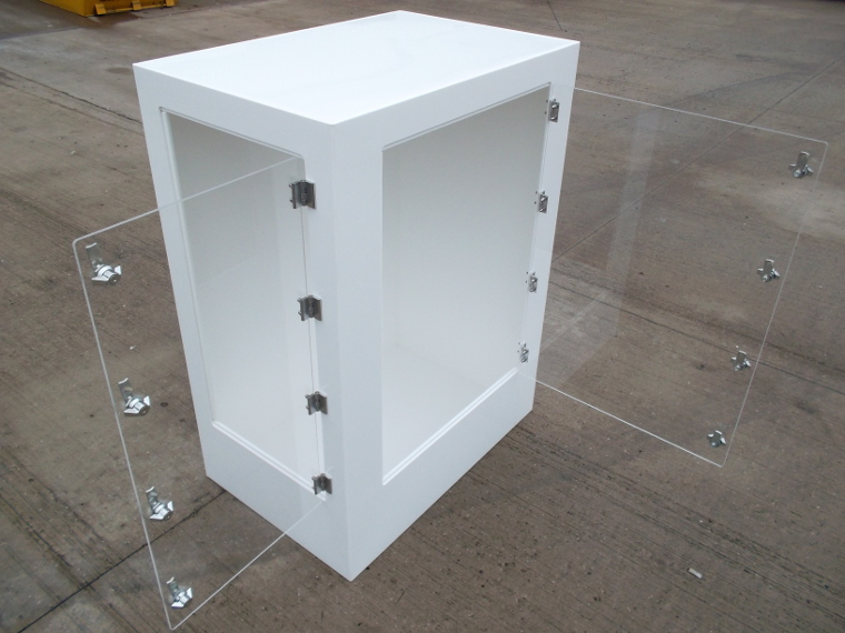 a 2 door vivarium 915mm x 610mm x 1220mm high in white polypropylene.